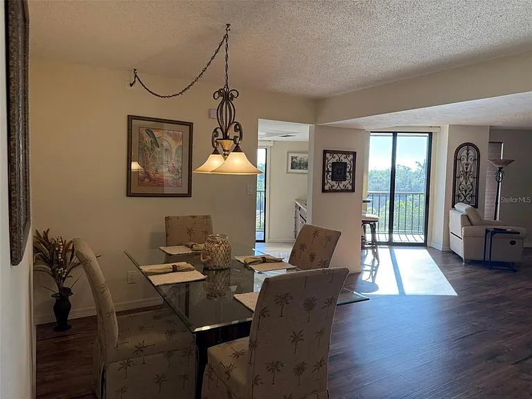 25188 Marion Ave #D-306 — Photo 4