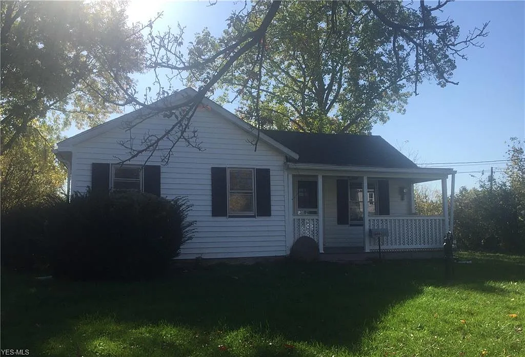 193 Pulaski St photo 1