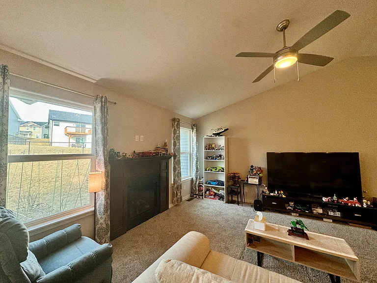 2202 Shady Grove Rd SW — Photo 10