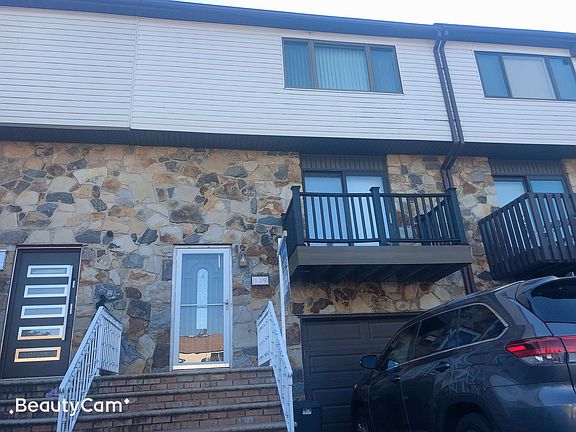 3rd image of 139 Cedar Grove Ct