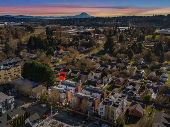 541 S Cloverdale Street #B, Seattle, WA 98108