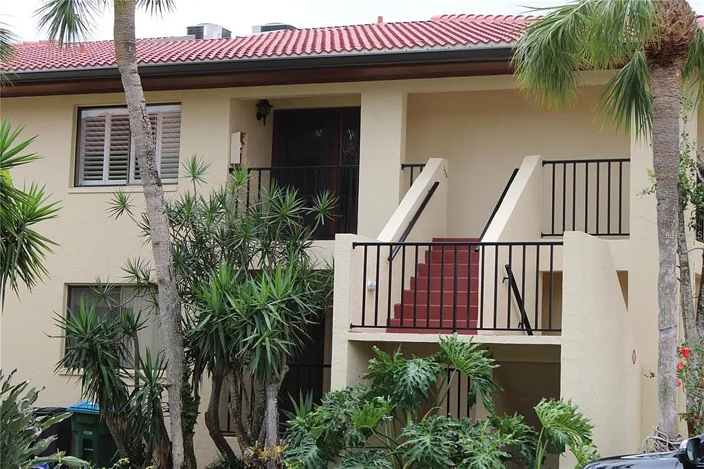 Building Photo - 6472 Seagull Dr #306