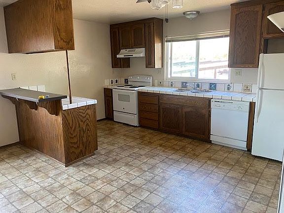 5th image of 6805 Filbro Dr #202