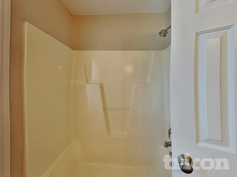 60 Rodney Ct — Photo 14