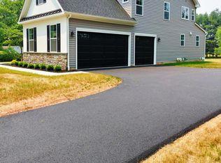 455 Fruit Farm Rd, Royersford, PA 19468