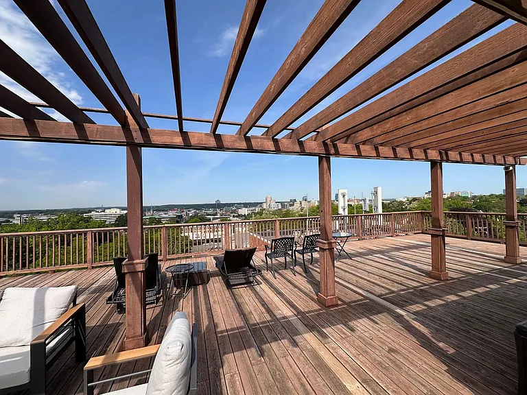 505 Cherry St SE #100 — Photo 21