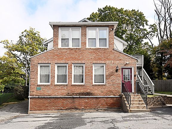 2nd image of 509 Kimberton Rd APT 1