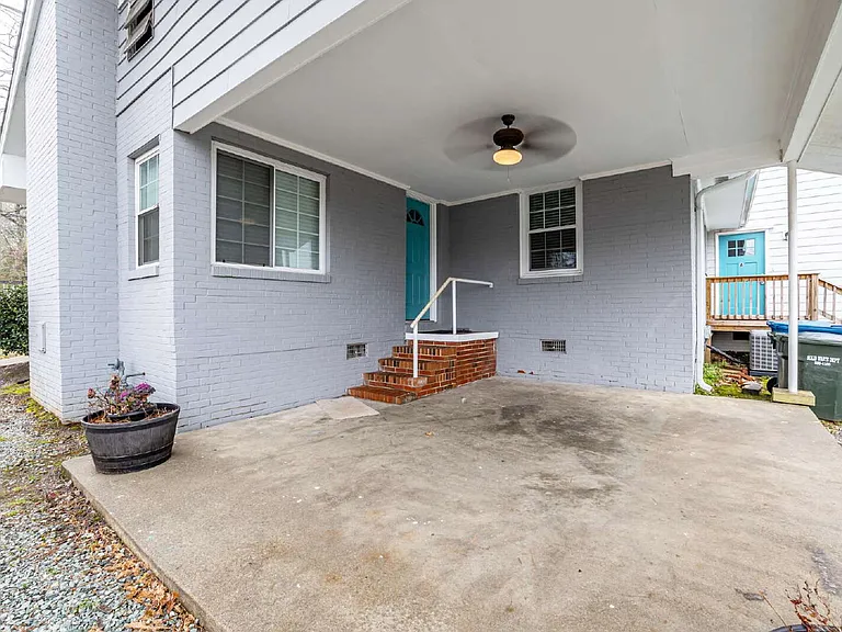 2404 Francis St #2404 — Photo 18
