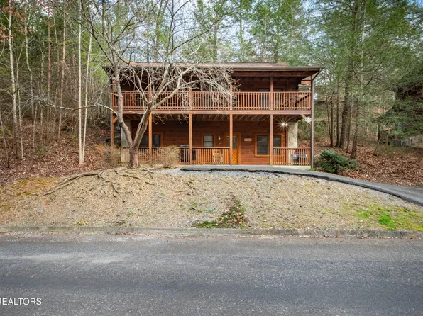 653 Eagles Boulevard Way, Pigeon Forge, TN 37863