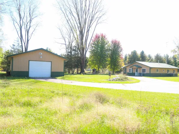 N7804 Indian Lake Rd, Neshkoro, WI 54960