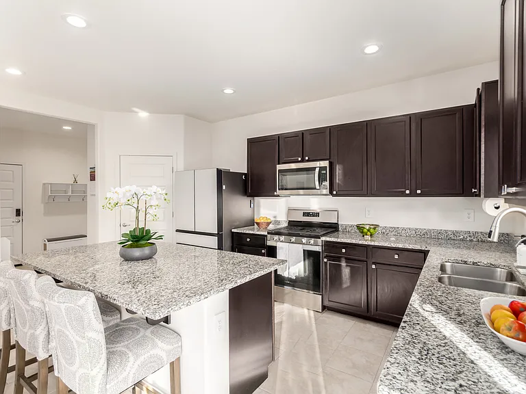9265 W Tenaza Ln — Photo 24
