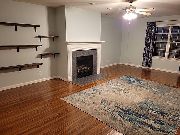 5th image of 3869 Amethyst Ct