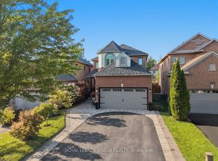 106 Copley St, Pickering, ON L1V6V6