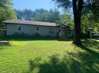 305 Highland Ave, Monett, MO 65708