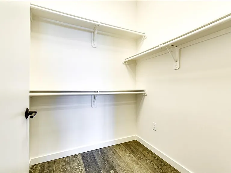 800 Embassy Dr #420 — Photo 20