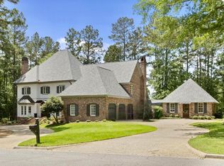 11 Bocage Rd, Hattiesburg, MS 39402