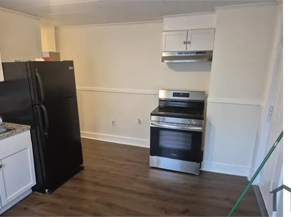 540 Page Blvd, Springfield, MA 01104