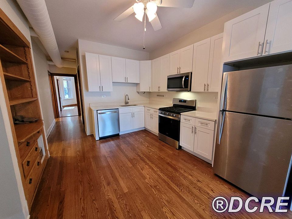 1st image of 2061 N Hoyne Ave APT 1