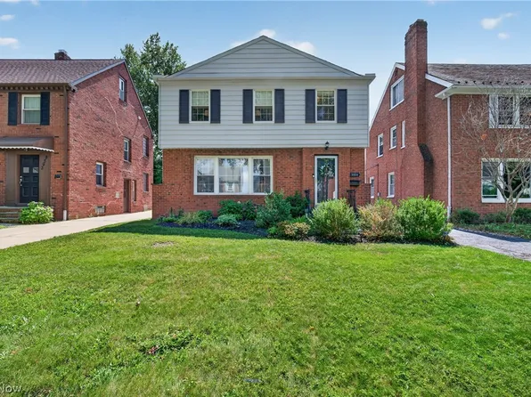 3954 Lansdale Rd, University Heights, OH 44118