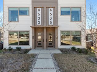 4633 & 4635 Calmont Ave, Fort Worth, TX 76107