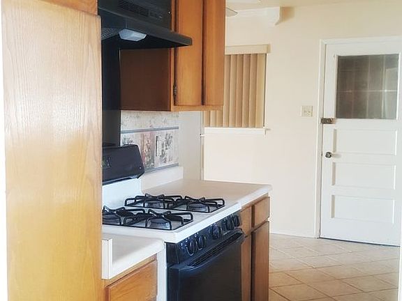 2nd image of 8705 Echo St