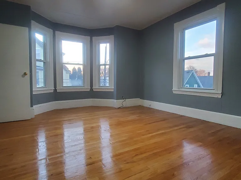 27 Phillips Ave #2 — Photo 11