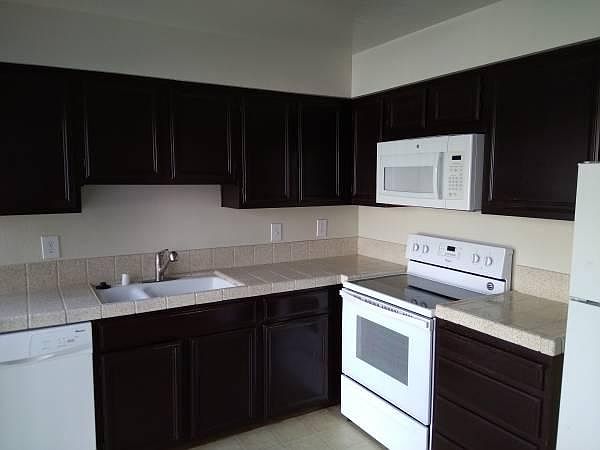 2nd image of 1249 Willowhaven Dr