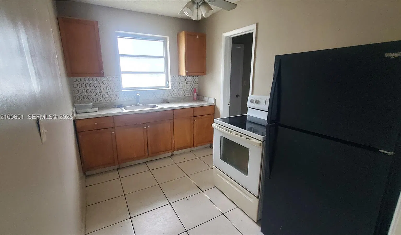 3 bed, 2.0 bath, 1092 sqft, $2,550 — Photo 4