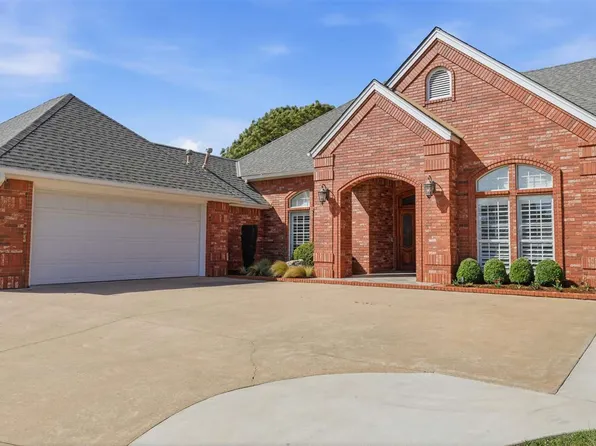 2405 Copperfield Cir, Ponca City, OK 74604