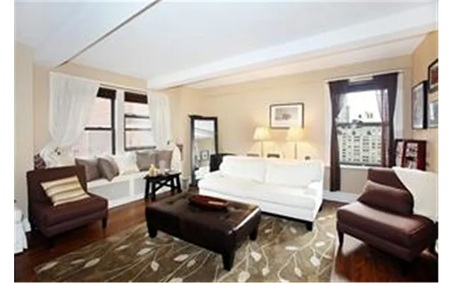 Sold by Douglas Elliman | media 22