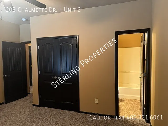 208 Chalmette Dr #2 — Photo 24