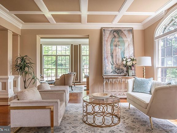 4th image of 10110 Ratcliffe Manor Dr