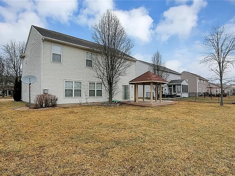 8081 Tasman Dr — Photo 38