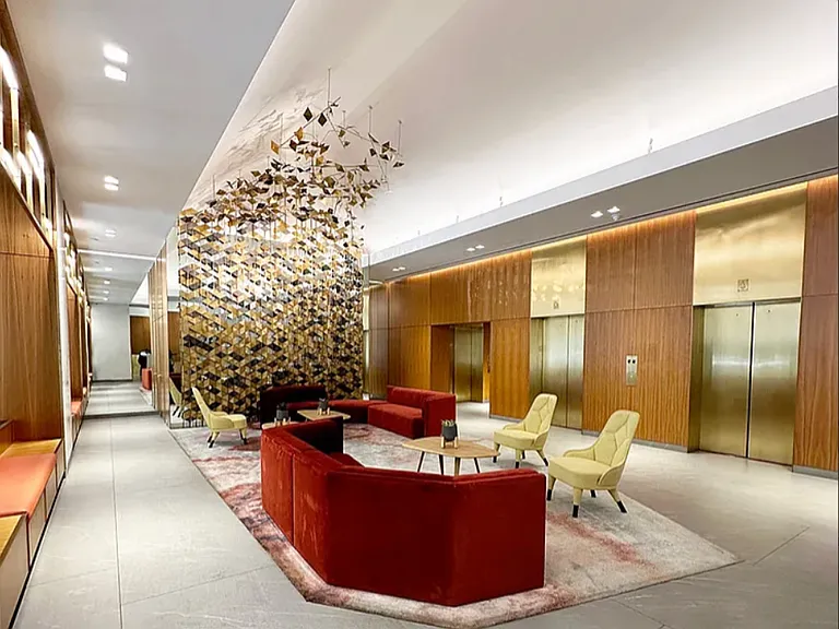1 Irving Pl #V8B — Photo 13