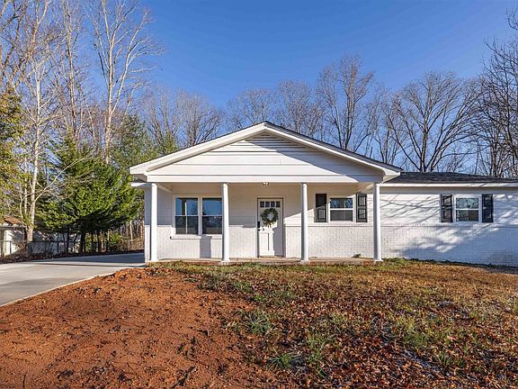 4th image of 104 Alta Vista Cir