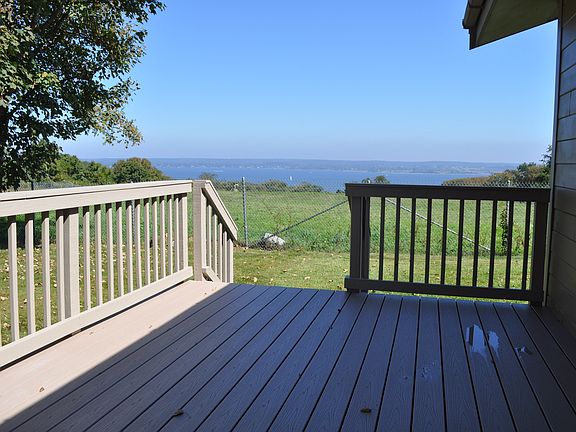 Rear deck off the living room