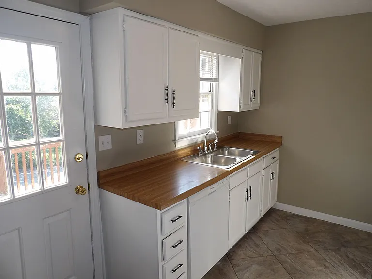 75 Ashwood Ct #3 — Photo 26