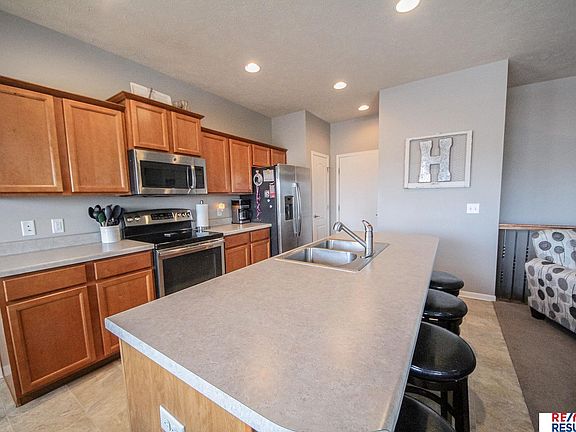 5th image of 4536 N 167th St