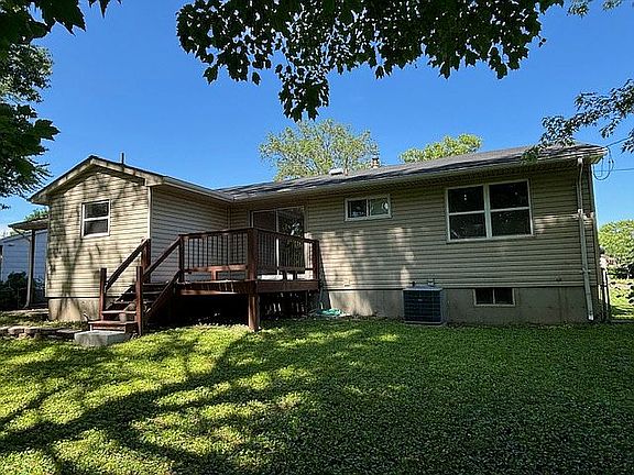 2nd image of 2315 Bramble Ln