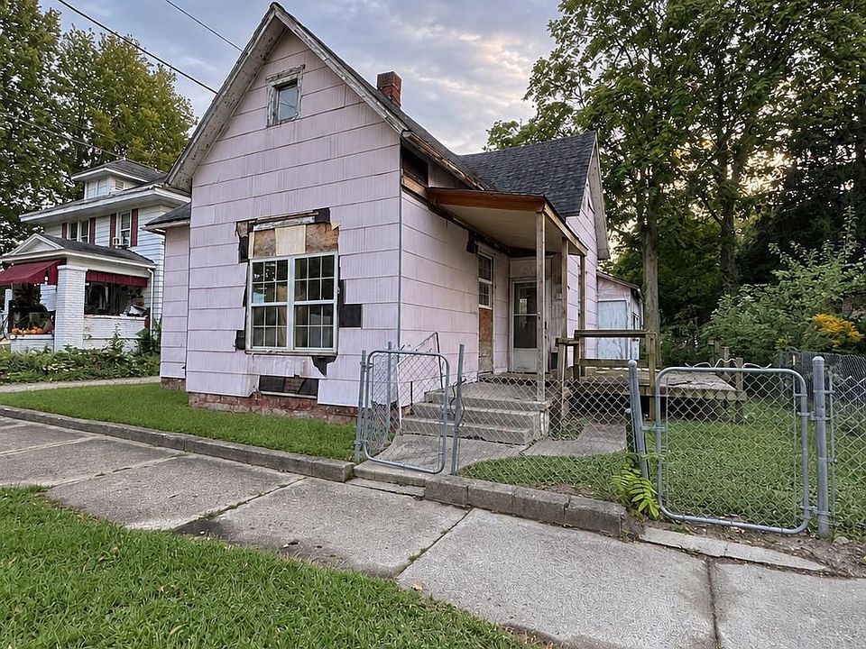 1st image of 115 12th St