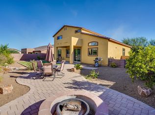 670 W Calle Las Tunas, Sahuarita, AZ 85629