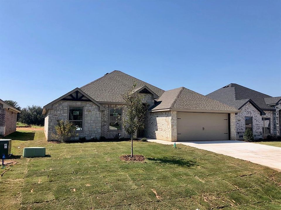 2nd image of 3304 Arrow Dr
