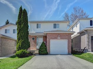 271 Resurrection Dr, Kitchener, ON N2N 3H4