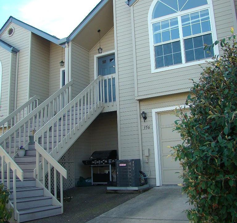 1st image of 356 Glenn St