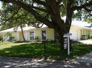 1903 Bayshore Rd, Nokomis, FL 34275