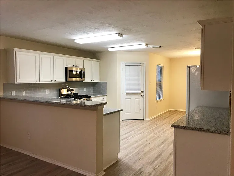 115 S Vesper Bend Cir — Photo 6