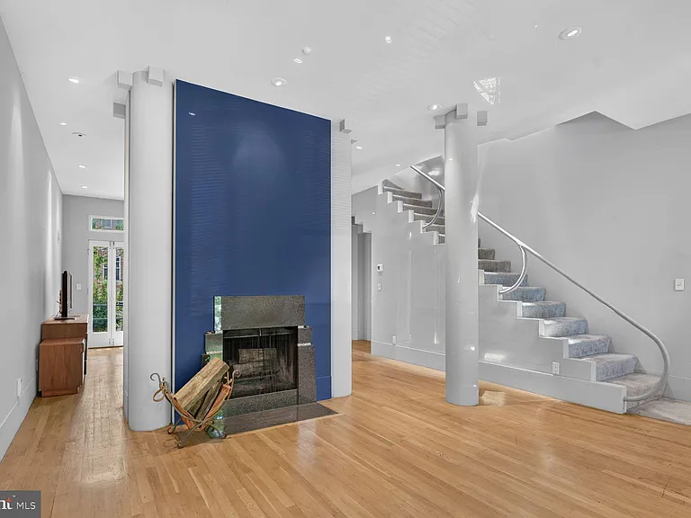 1312 R St NW #B — Photo 3