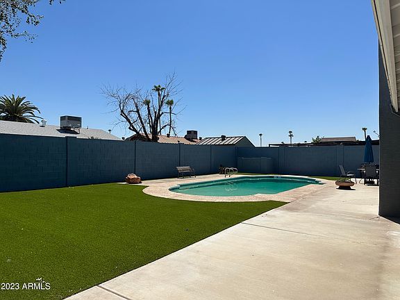 3rd image of 4855 W MESCAL Street