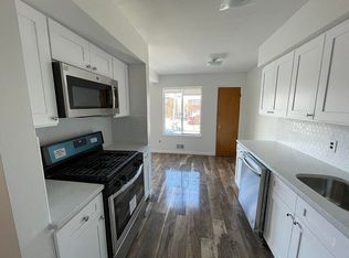 391 Lake Ave, Staten Island, NY 10303