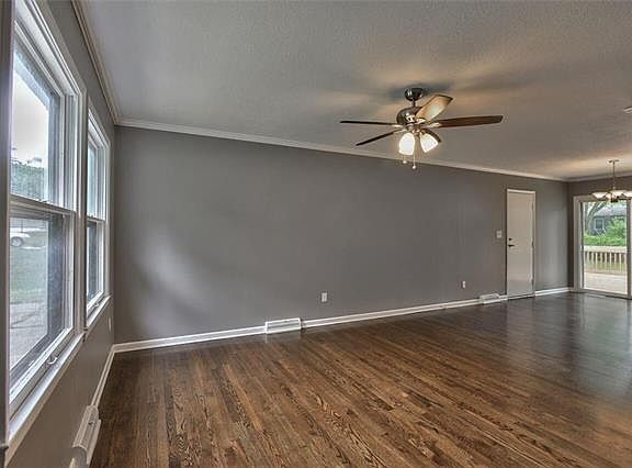 2nd image of 9915 England Dr